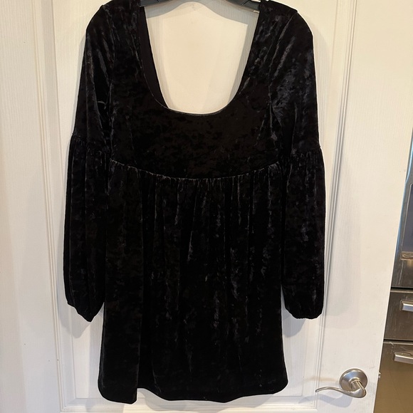 Free People Oh so Easy Black Velvet Babydoll mini Dress Long Sleeve Size Small - Picture 2 of 9